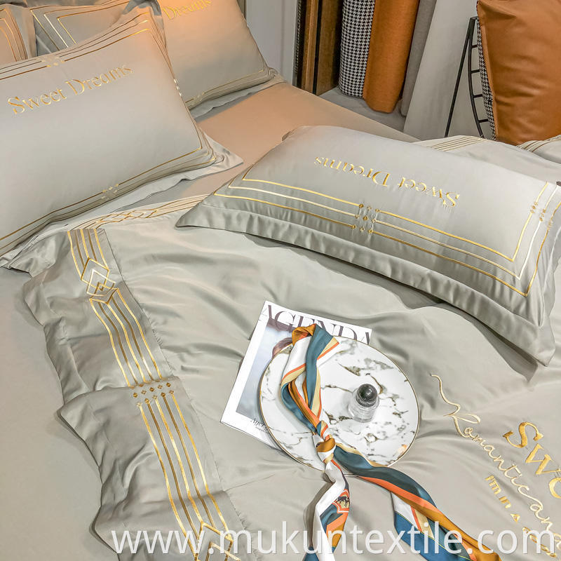  Cotton Embroidery Bedding Set